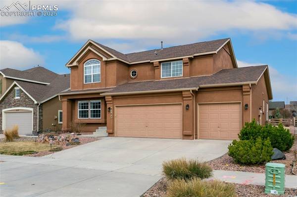 6162 Wolf Village DR, Colorado Springs, CO 80924