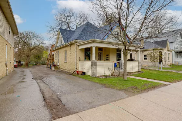 London East, ON N5W 3Y8,525 Quebec ST