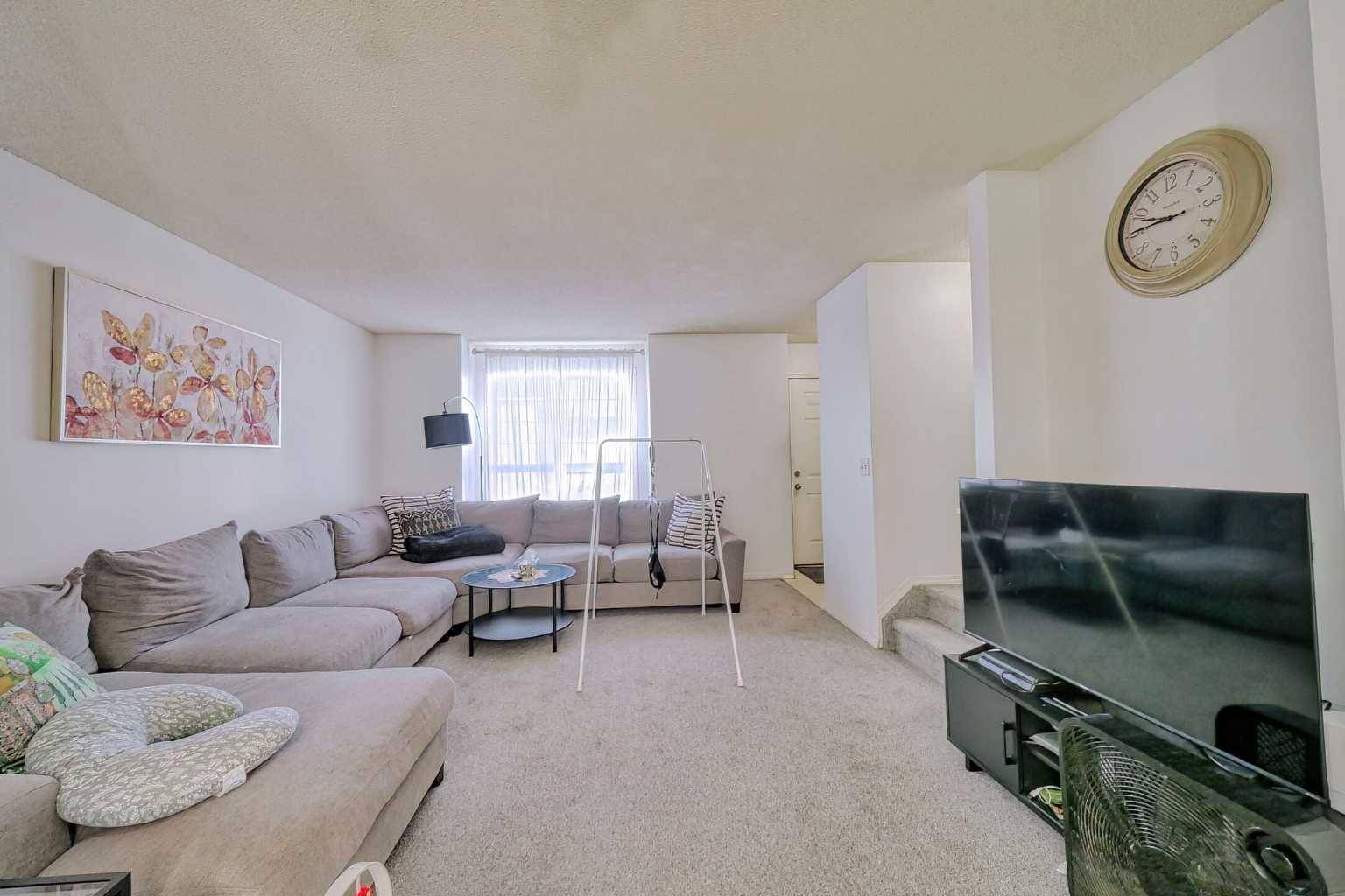Calgary, AB T3J 5B9,111 Tarawood LN Northeast #34