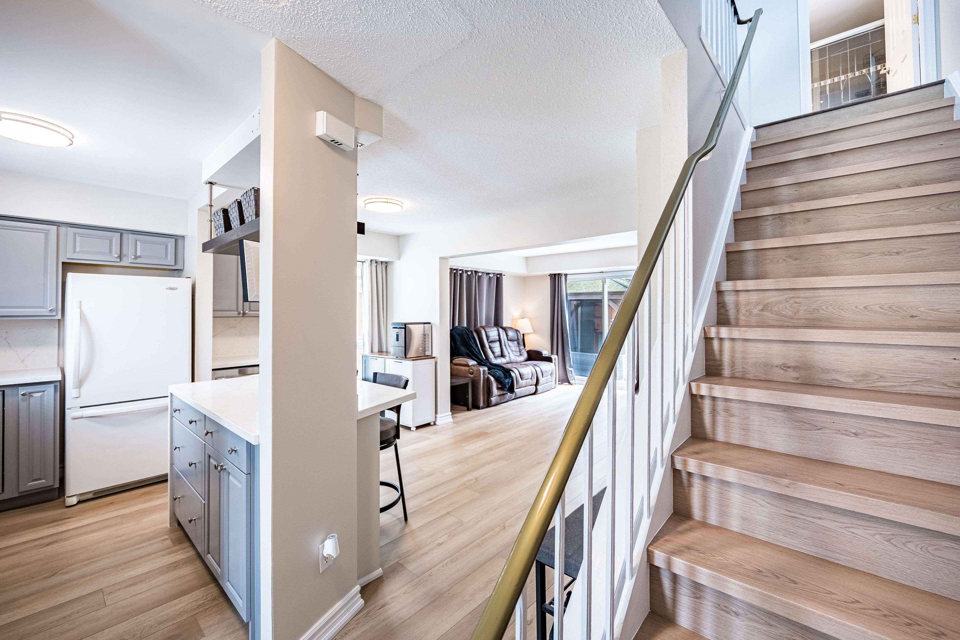 Brampton, ON L6S 1R7,17 Holmcrest CT