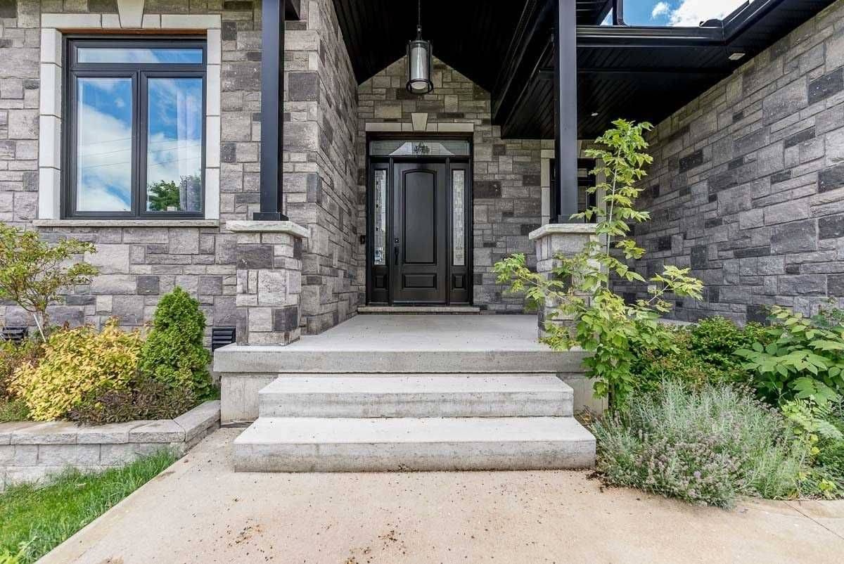 Minto, ON N0G 1M0,25 Nelson ST