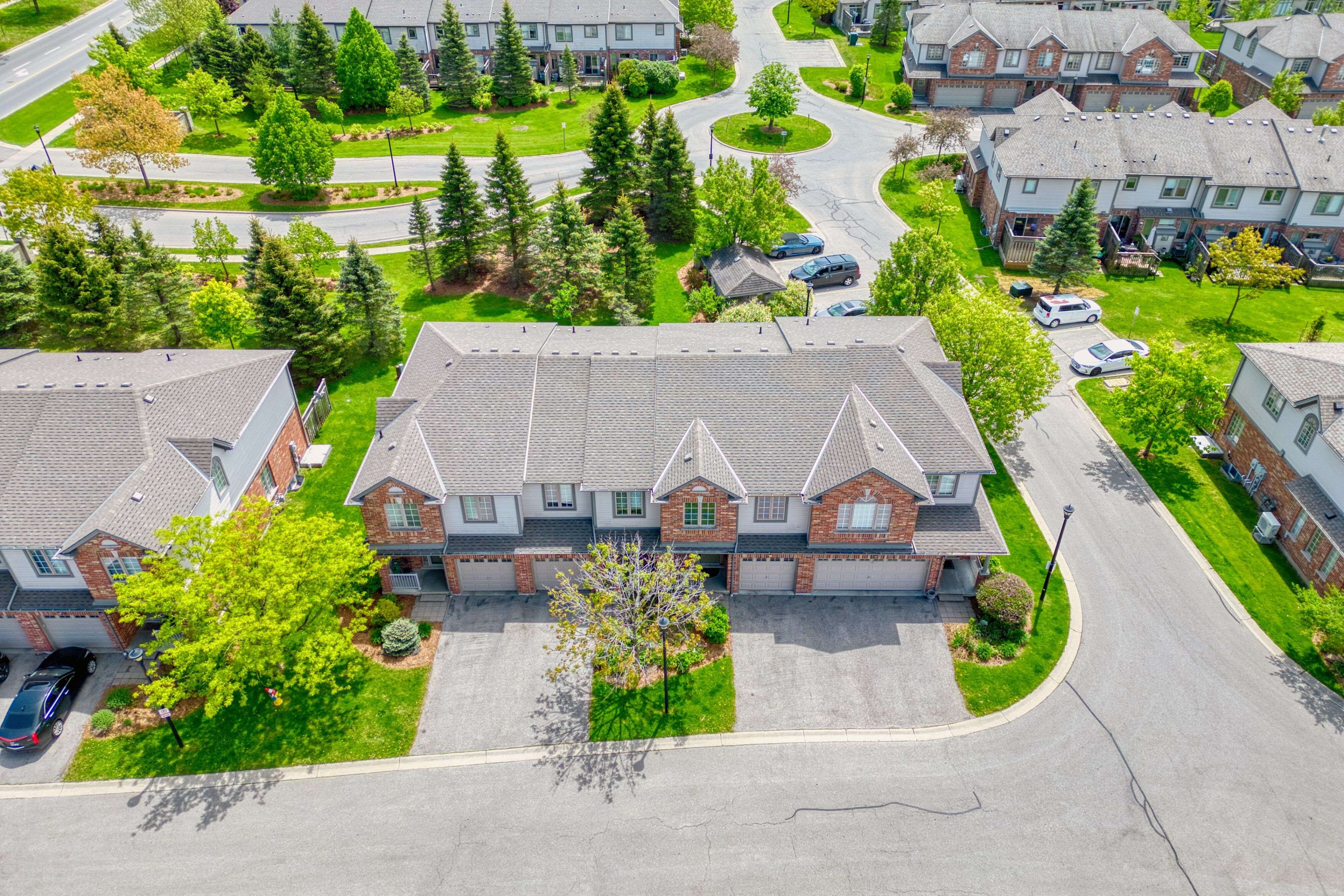 London North, ON N6H 5W8,600 Hyde Park RD #27