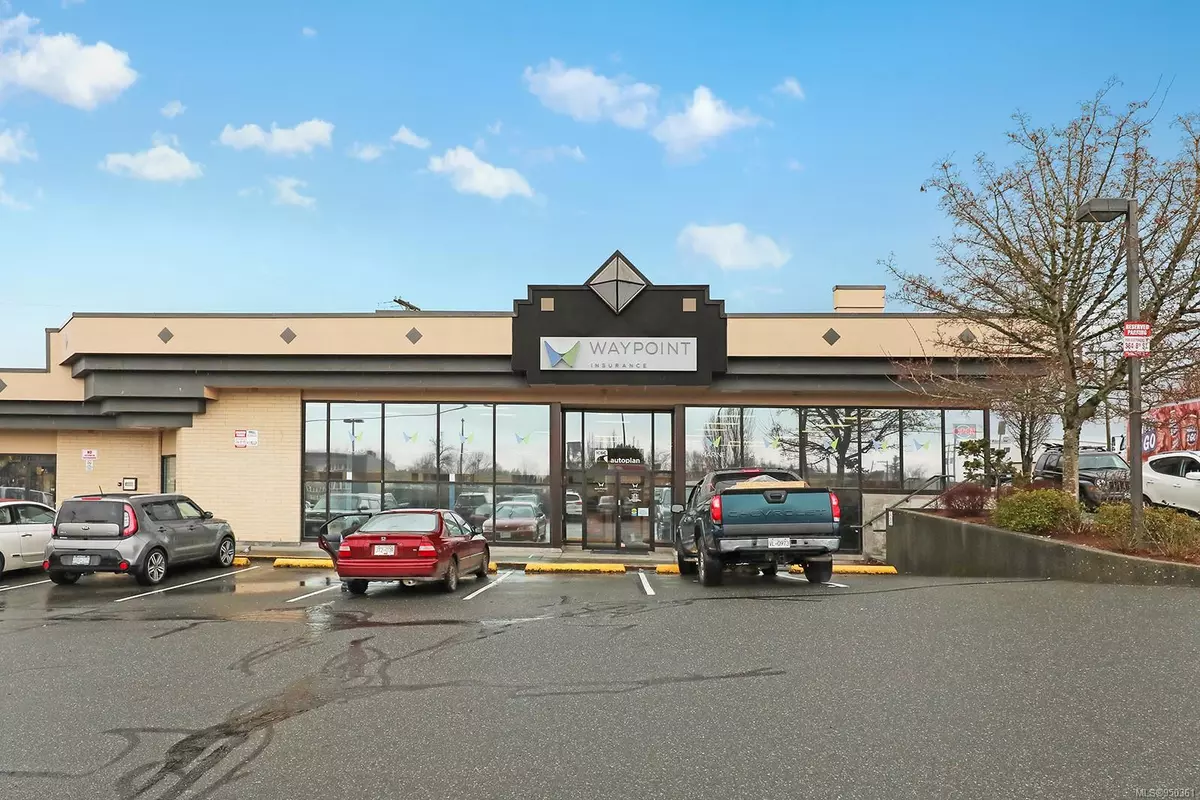 Courtenay, BC V9N 1N3,364 8th St #109