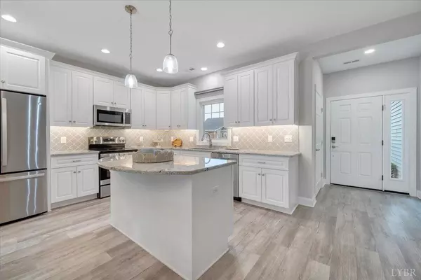 Forest, VA 24551,1079 Grandset DR