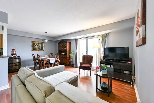 Toronto W04, ON M9N 3Z9,2088 Lawrence AVE #403