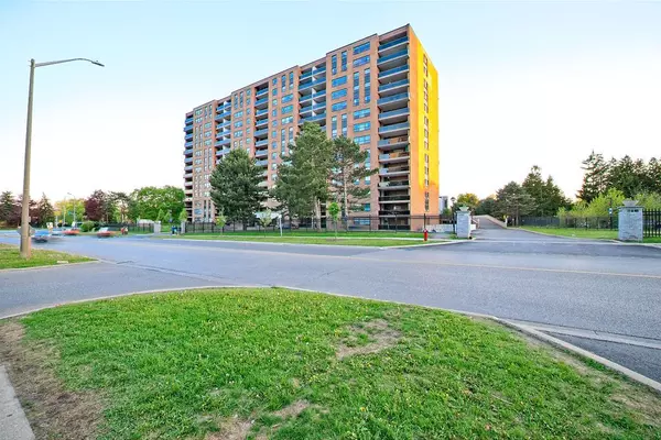 Brampton, ON L6T 4B6,4 Lisa ST #714