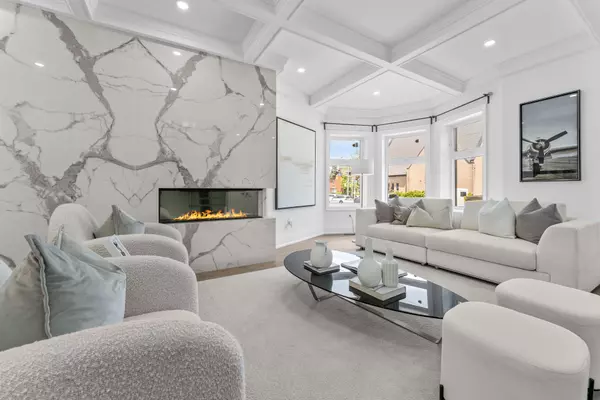 Toronto W02, ON M6P 2K4,298 Keele ST