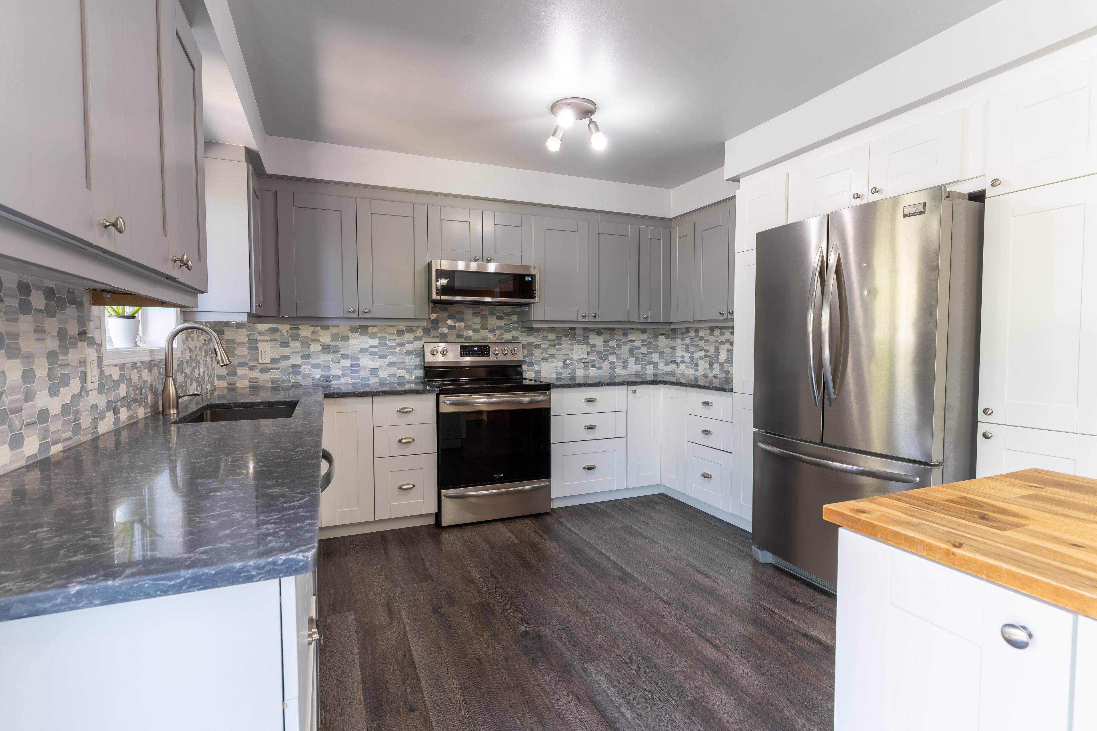 Barrie, ON L4N 8R1,50 Girdwood DR