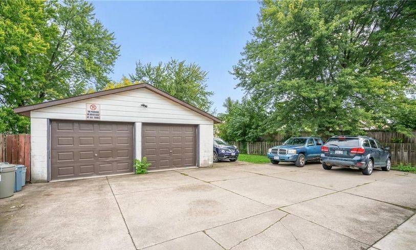 Niagara Falls, ON L2G 1M5,5749 Summer ST