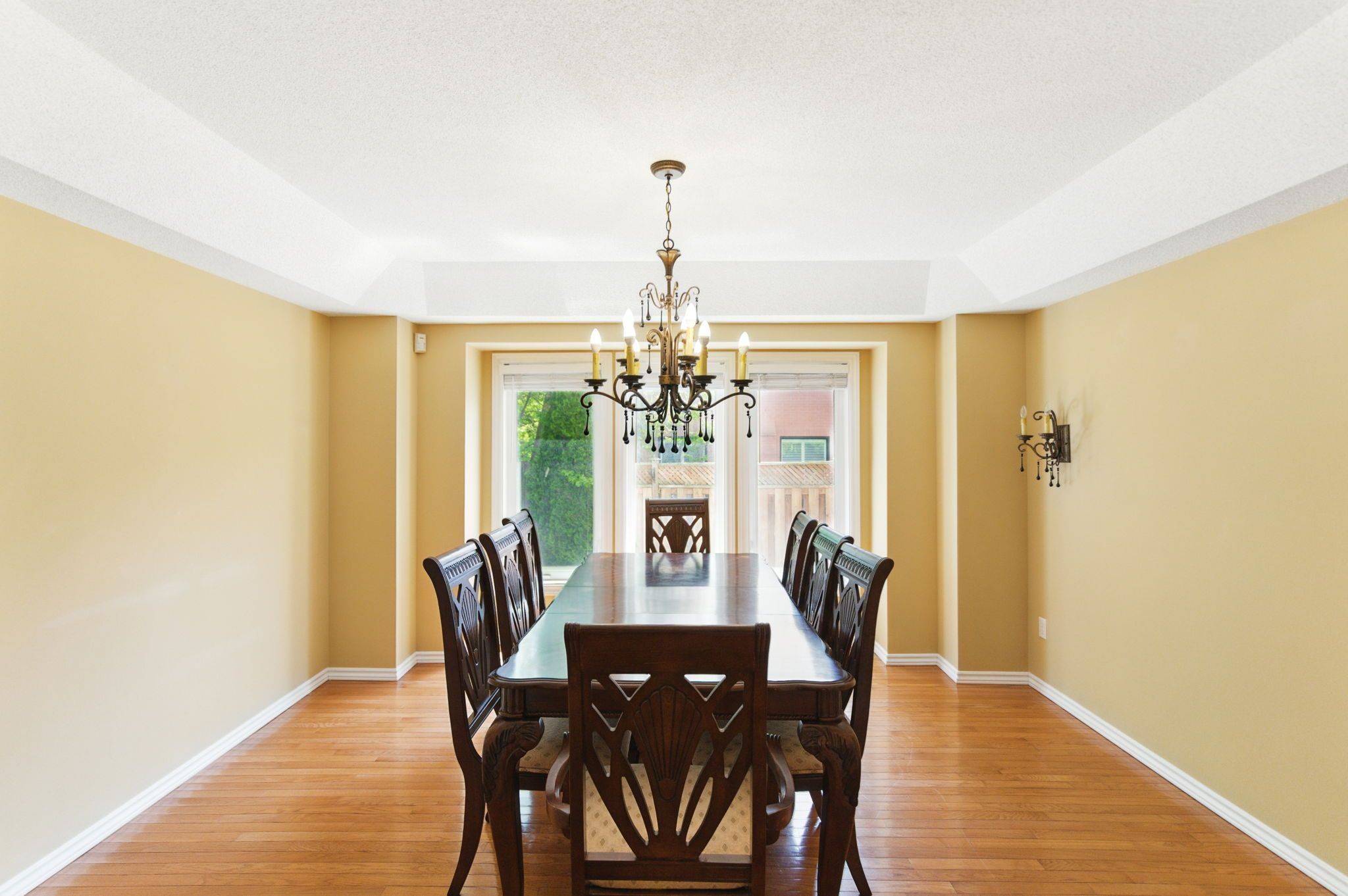 Whitby, ON L1R 2E4,50 Dewbourne PL