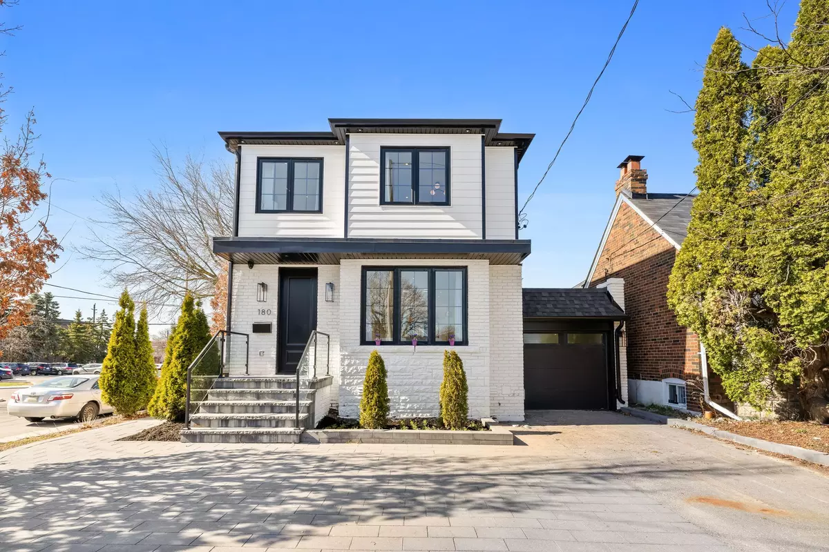 Toronto E03, ON M4B 1K4,180 Glenwood CRES