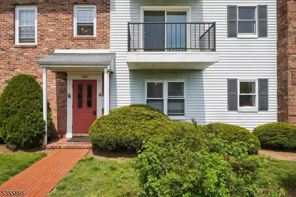 1004 Unicorn Way Cj002 #J2, Clifton City, NJ 07011