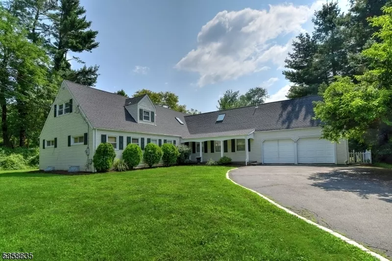 10 Jensen Ct., Chatham Twp., NJ 07928