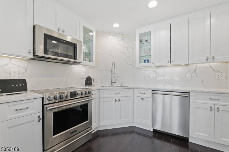 Maplewood Twp., NJ 07040,616 South Orange Ave 7F #7F