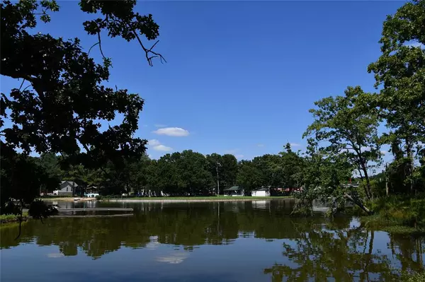 155 Little River Bend,  Mabank,  TX 75156