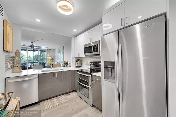 Pompano Beach, FL 33062,777 S Federal Hwy #C302