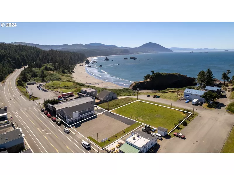 267 6TH ST, Port Orford, OR 97465