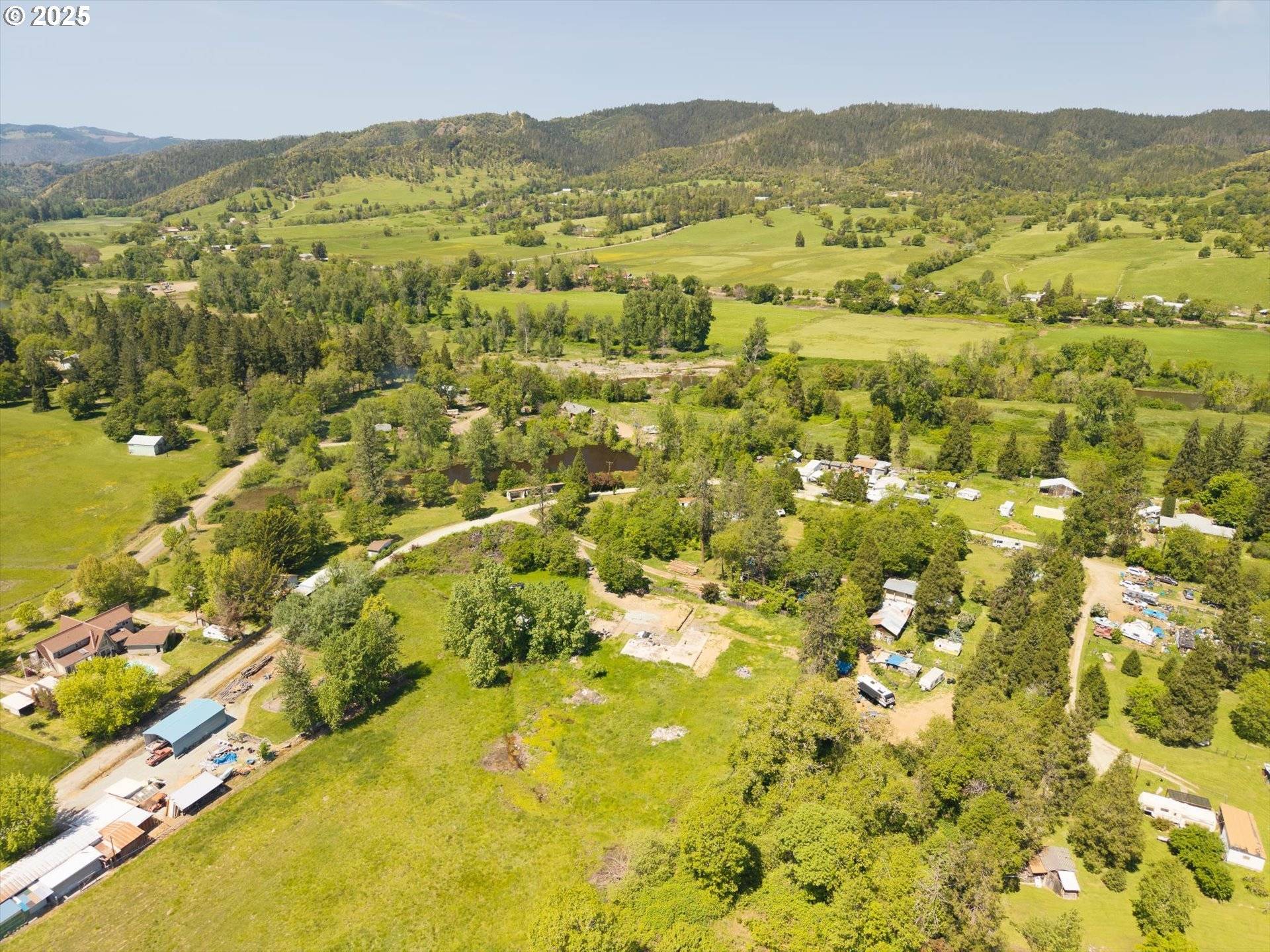 Canyonville, OR 97417,351 PICKETT LN