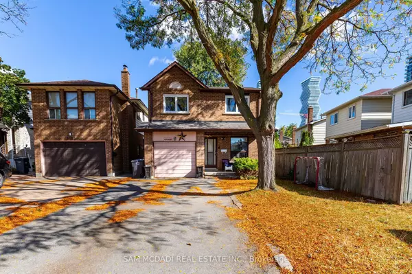 4043 Pavillion CT #Upper, Mississauga, ON L5B 2V9