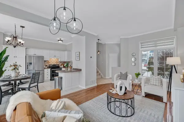 East Gwillimbury, ON L0G 1M0,91 Mainprize CRES