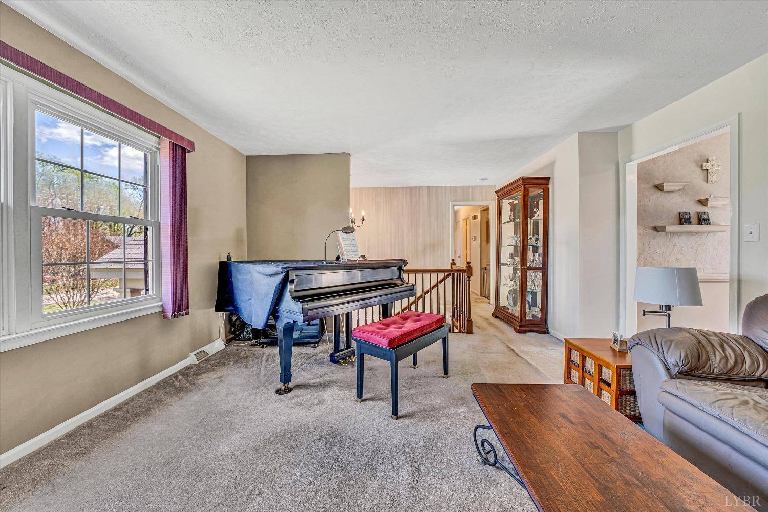 Lynchburg, VA 24502,212 Maple Hills DR