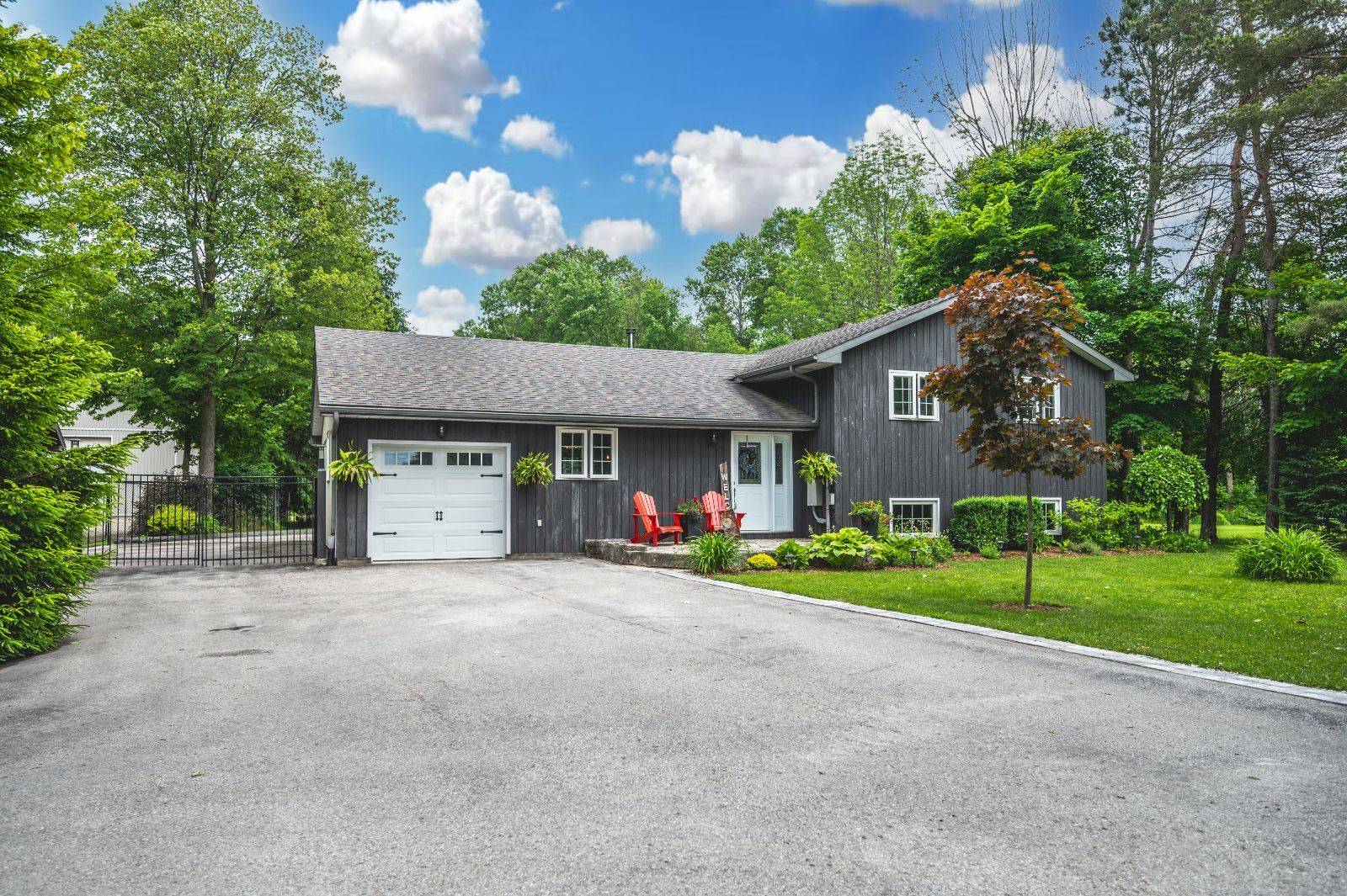 8071 4th Line, Essa, ON L0M 1B1