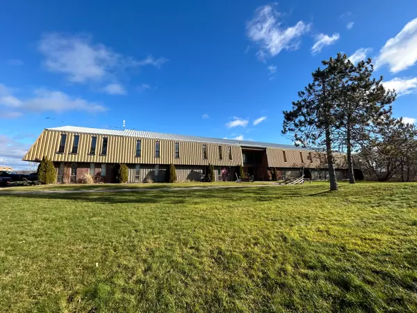 112 John Cavanaugh RD #8, Carp - Huntley Ward, ON K0A 1L0