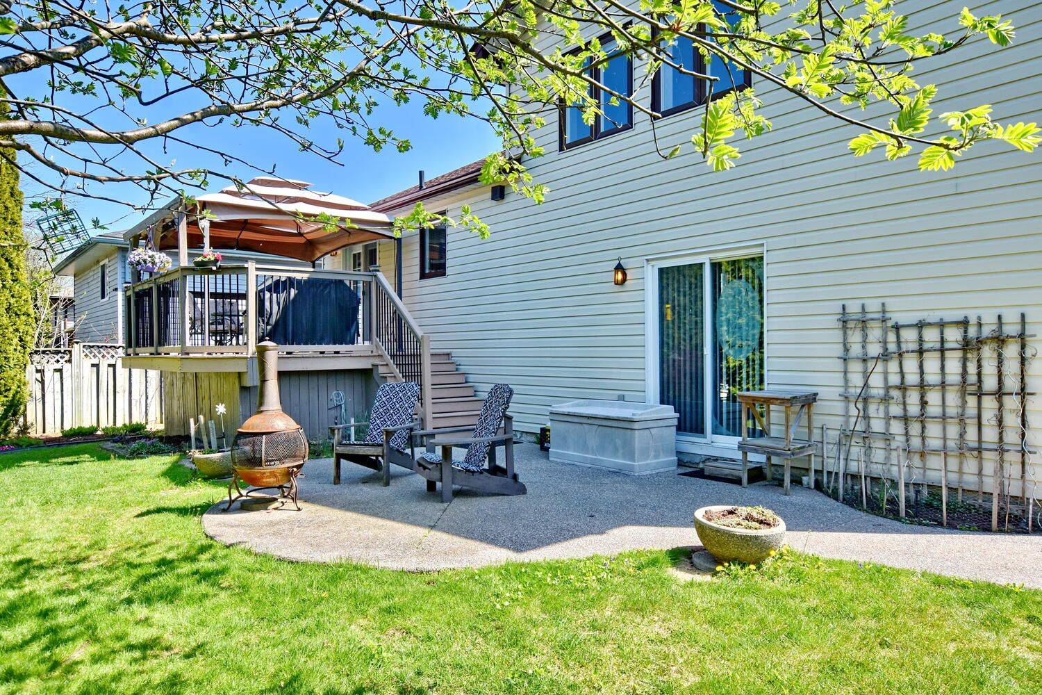 Wasaga Beach, ON L9Z 1G1,32 Riverdale DR