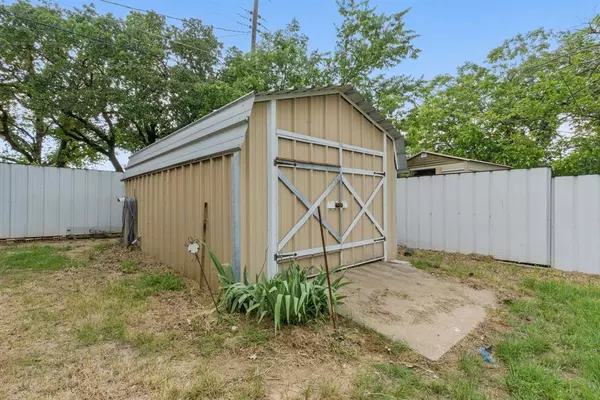 Jacksboro, TX 76458,213 Lacewell Street