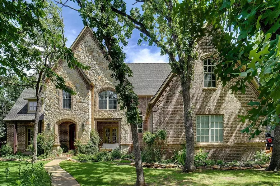304 Van Oaks Drive, Colleyville, TX 76034