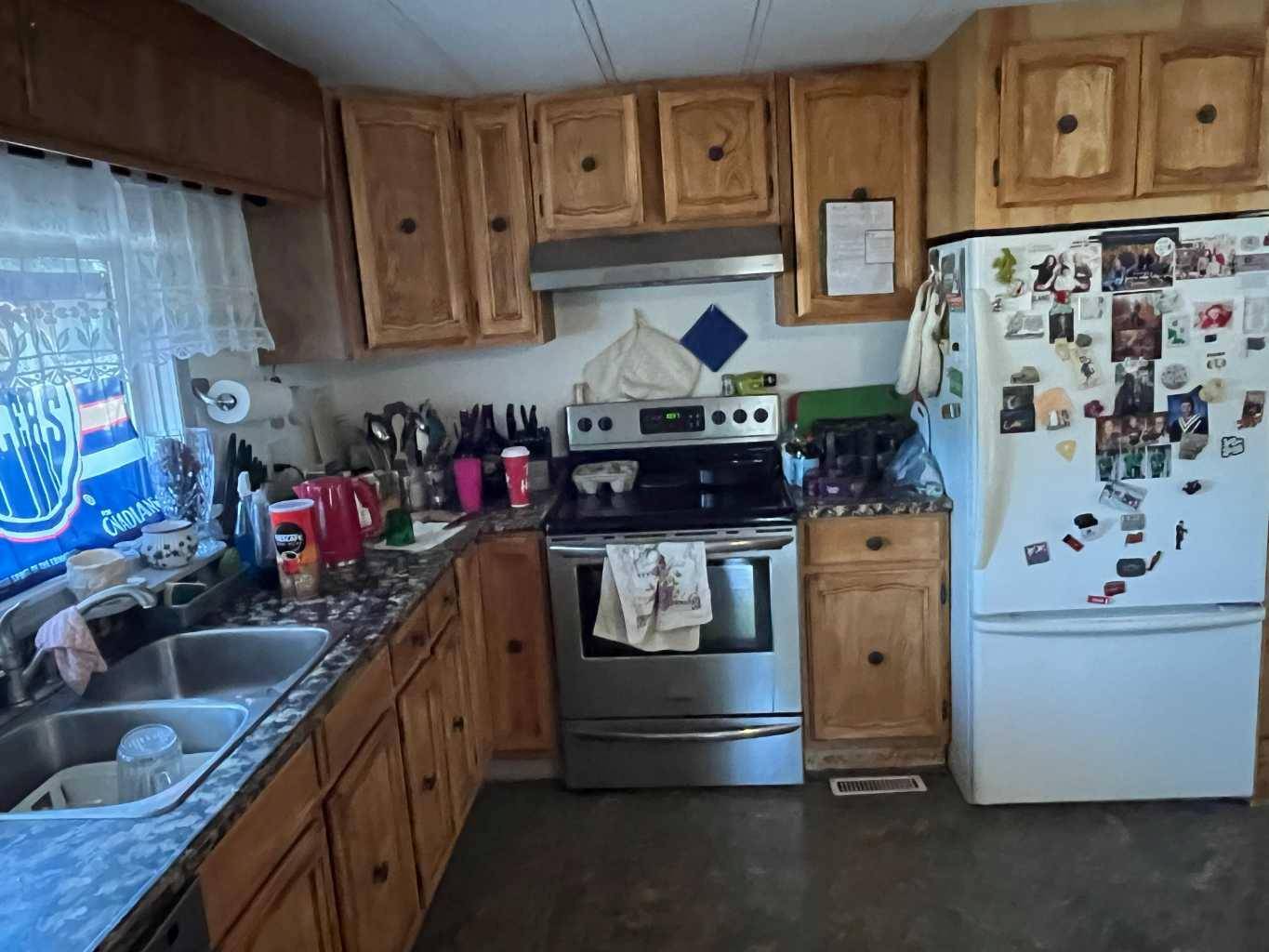 Mannville, AB T0B2W0,5219 47 ST
