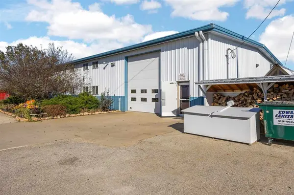 Anamosa, IA 52205,13335 Circle Dr