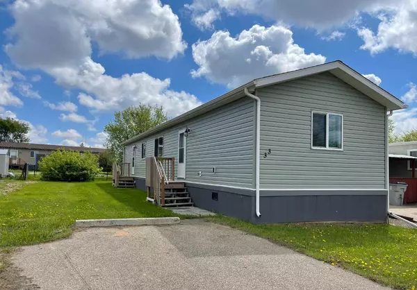 1609 14 ST #33, Wainwright, AB T9W 1K4