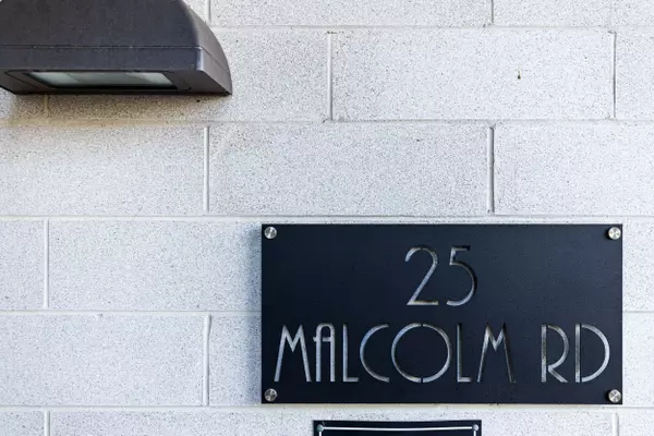 Toronto C11, ON M4G 0C1,25 Malcolm RD #TH-105