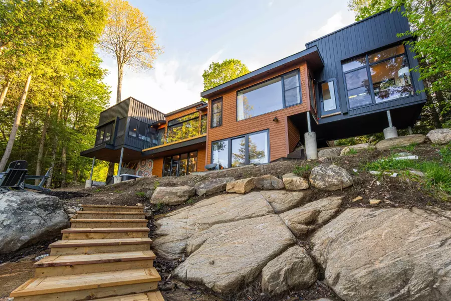 1311 S Ril Lake RD, Lake Of Bays, ON P0B 1A0
