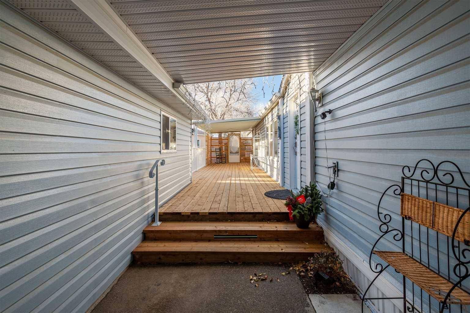 Lethbridge, AB T1K 6T1,2946 31 ST S