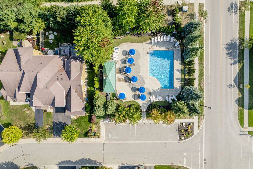 Wasaga Beach, ON L9Z 0E4,21 COVINGTON BLUE CRES