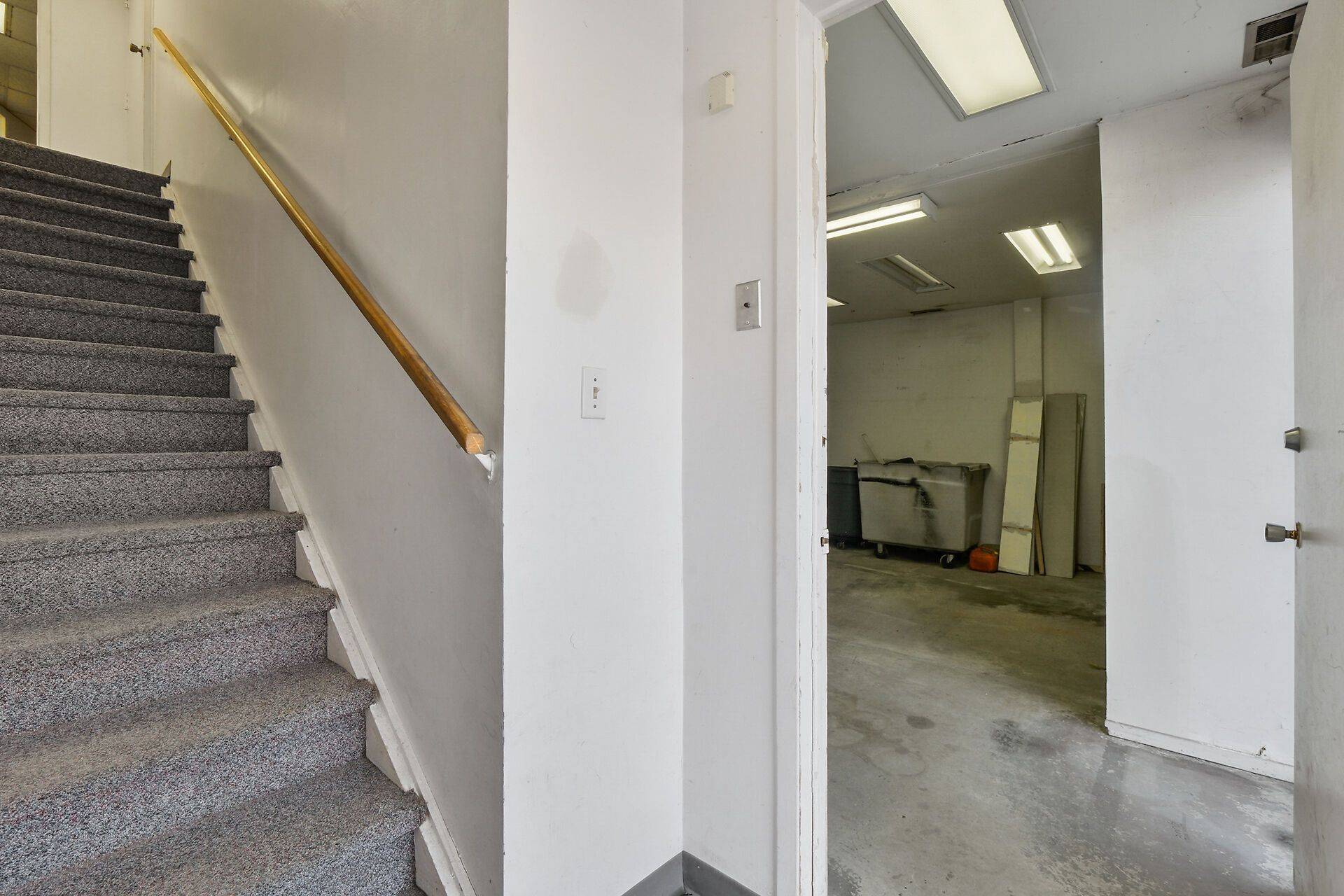 Elmvale Acres And Area, ON K1B 5L1,2485 Lancaster RD #17 & 18