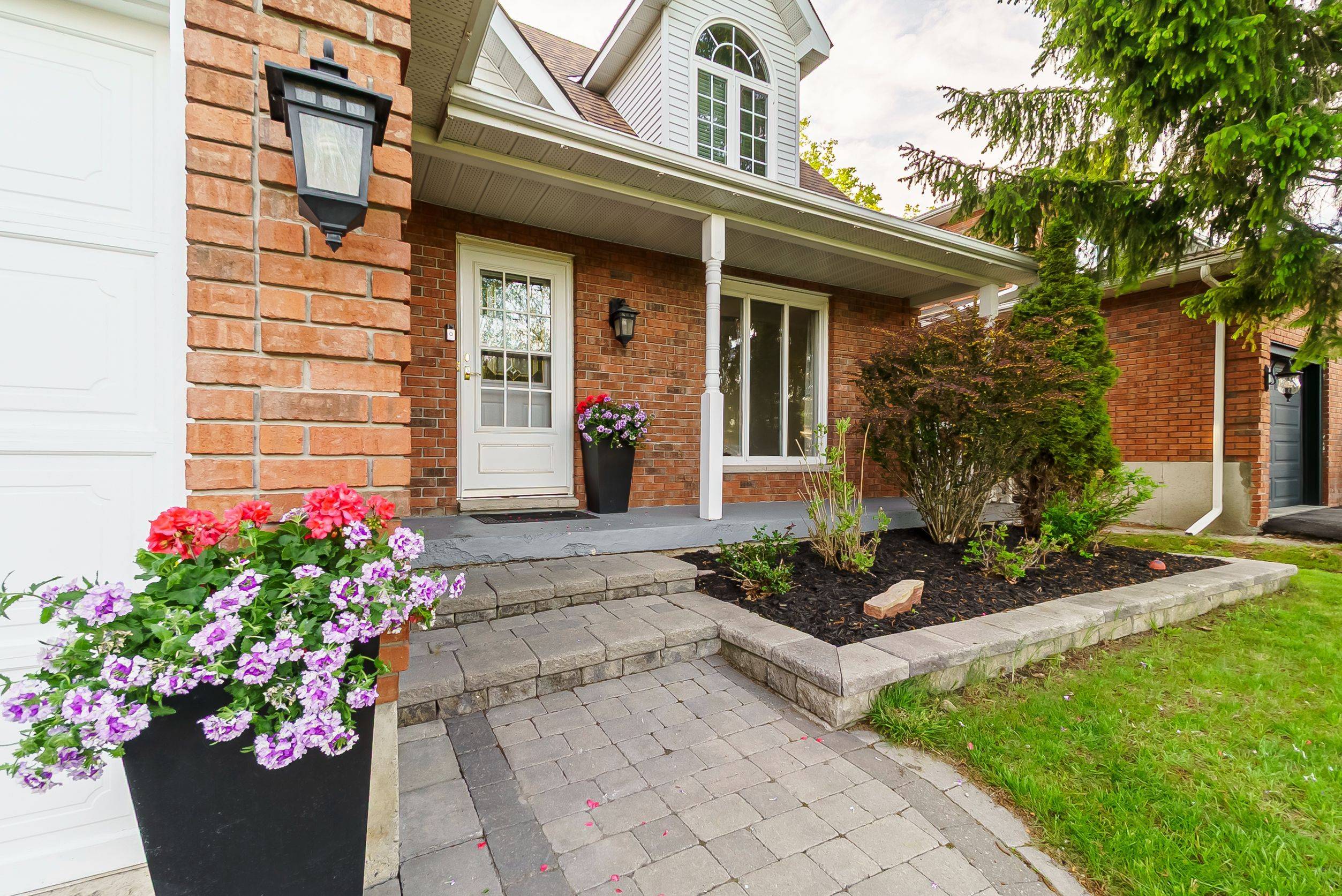 Peterborough North, ON K9L 1X5,1341 Hetherington DR