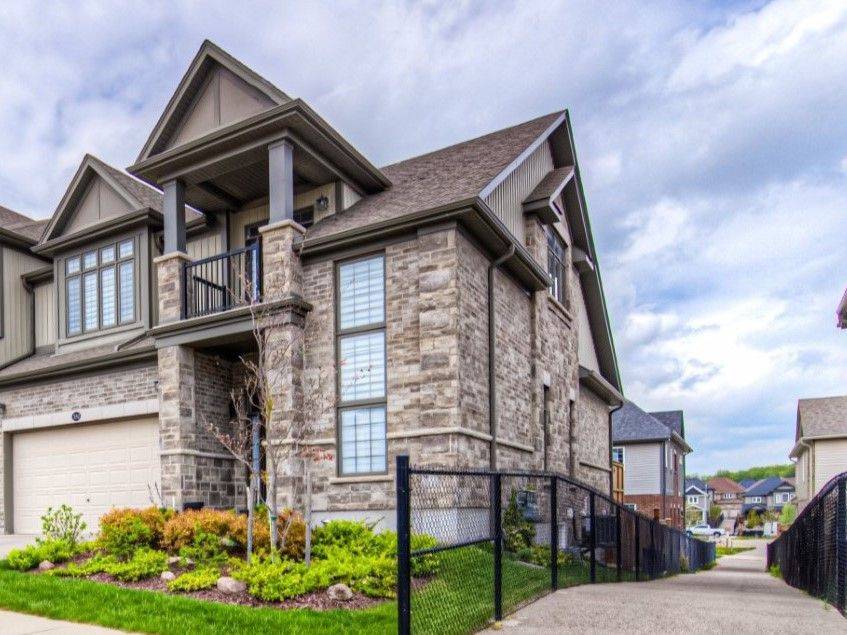 Waterloo, ON N2V 0E3,582 Mayapple ST