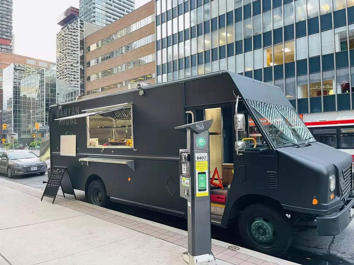 Toronto E04, ON M1L 2P4,10 Bertrand AVE