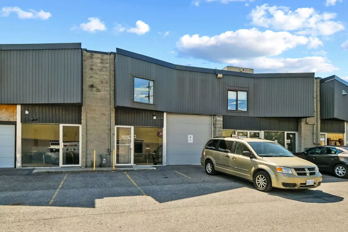 Elmvale Acres And Area, ON K1B 5L1,2485 Lancaster RD #17 & 18