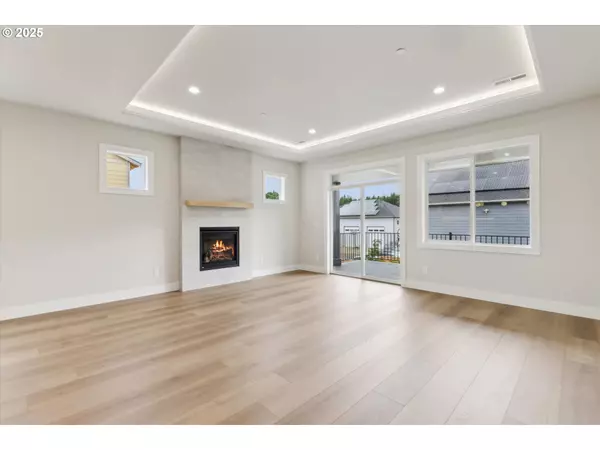 Silverton, OR 97381,773 RILEY DR