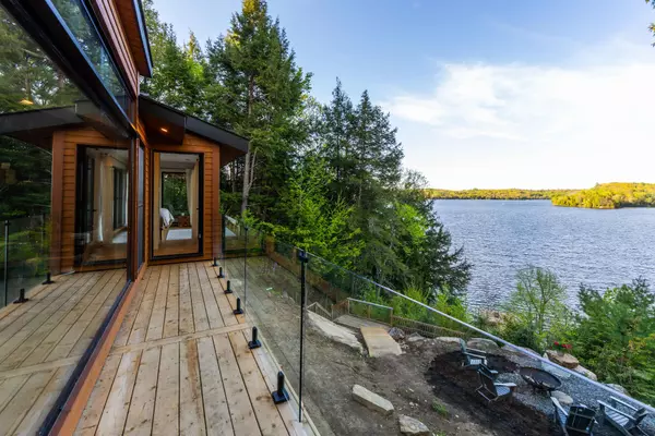 Lake Of Bays, ON P0B 1A0,1311 S Ril Lake RD