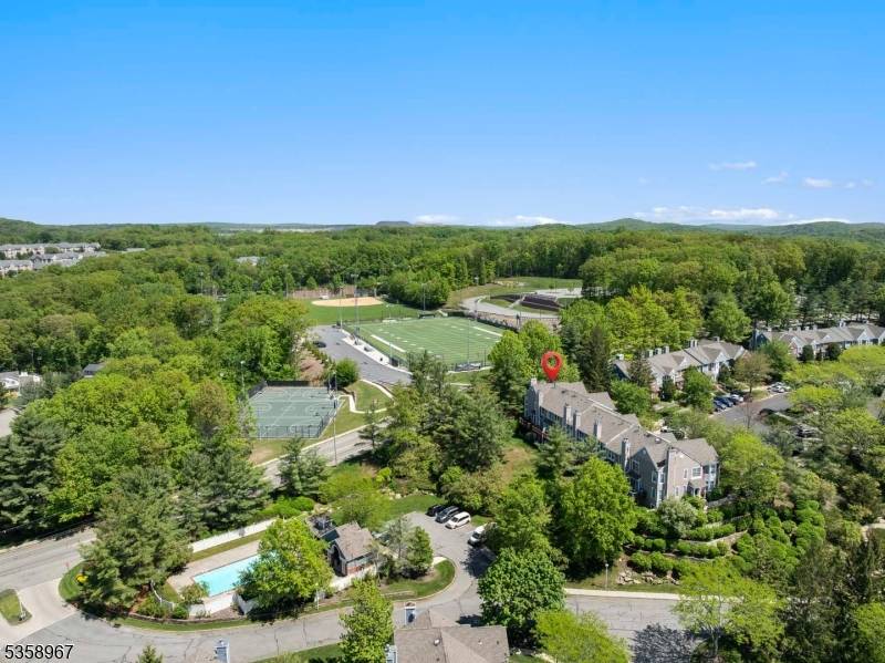 134 Hawthorne Ct, Rockaway Twp., NJ 07866