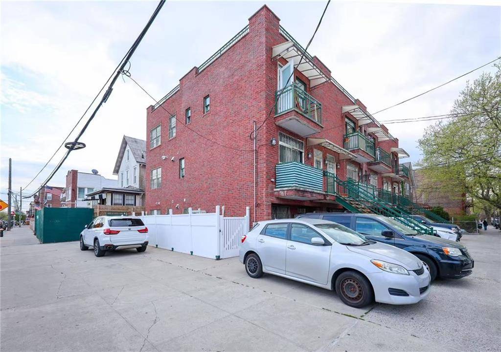 Brooklyn, NY 11219,1482 67th ST #1