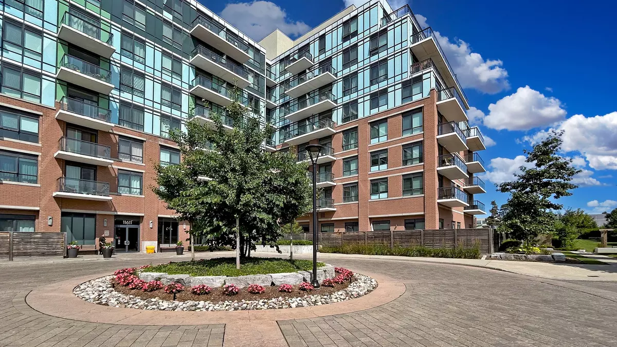 Richmond Hill, ON L4E 1G2,11611 Yonge ST #718