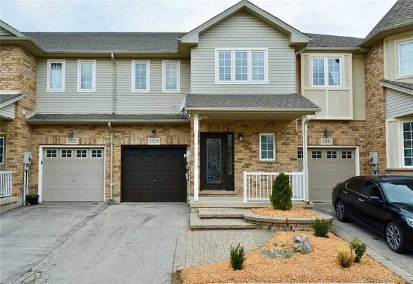 5329 Applegarth DR, Burlington, ON L7L 7E3
