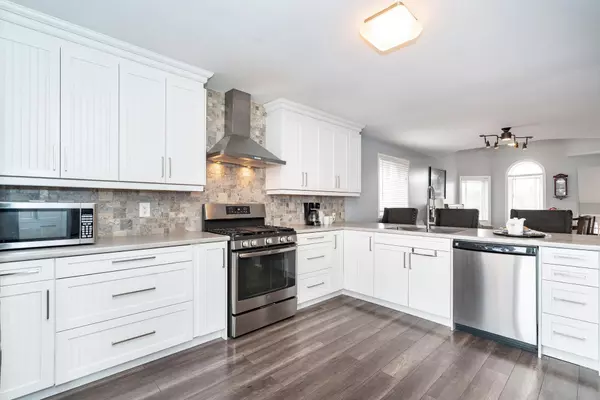 Barrie, ON L4M 6V9,126 Hanmer ST E