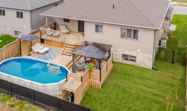 Saugeen Shores, ON N0H 2C3,399 Ridge ST